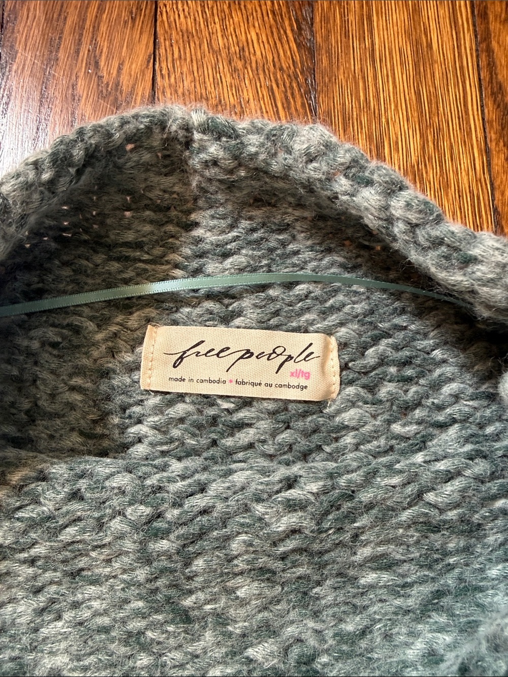 Free People Opal Rollneck Sweater, NWT, XL, Rainforest - Picture 3 of 6